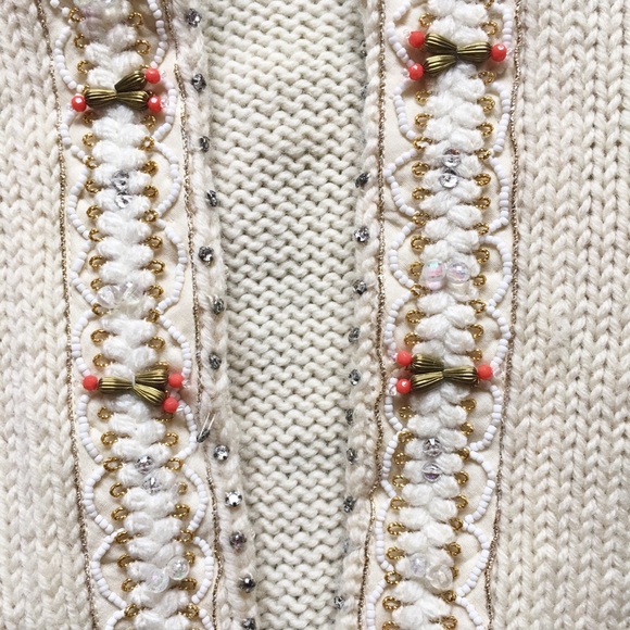 🕯❄️ Beaded Cardigan ❄️🕯 - Picture 4 of 8